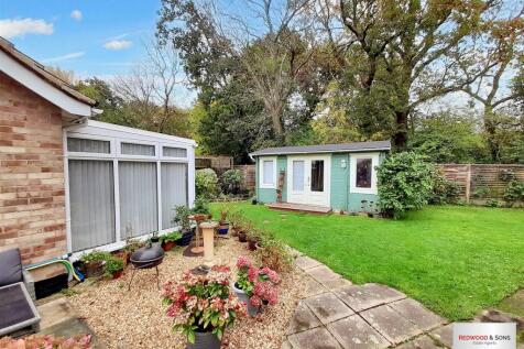 Rear garden new.jpg