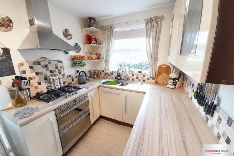Kitchen 1 new.jpg