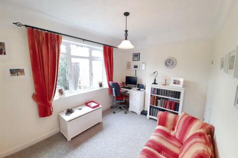 Study / bedroom 4