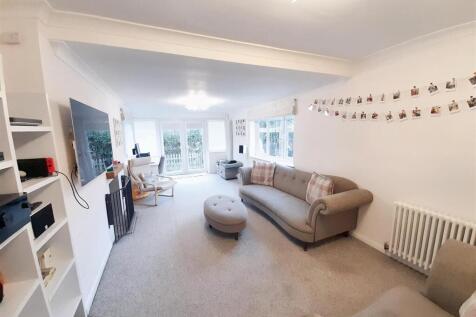 Reception room / office