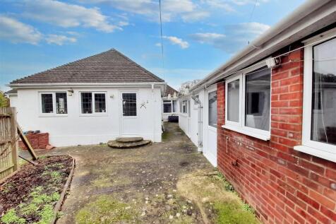 Annexe exterior 2 new.jpg