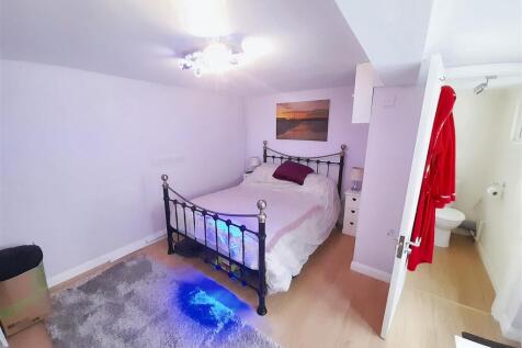 Bedroom Annexe new.jpg