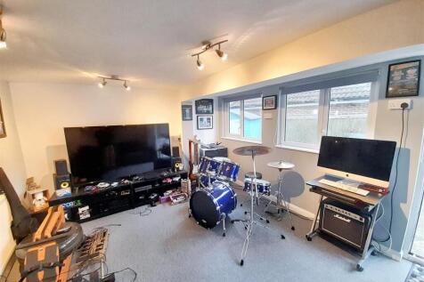 Annexe games-room