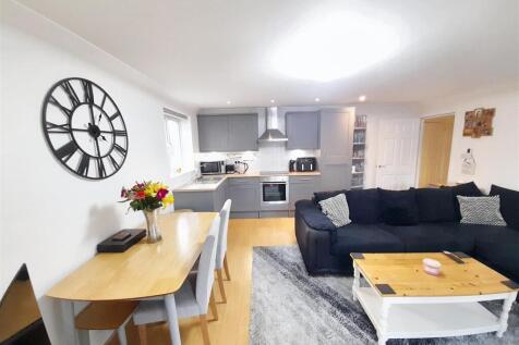 Kitchen living dining room 1 new.jpg