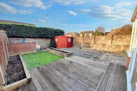 Rear garden 3 new.jpg