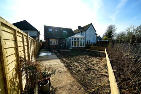 Rear garden 1.JPG