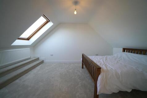 Bedroom 1.JPG