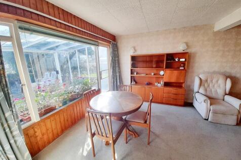 Living room new.jpg