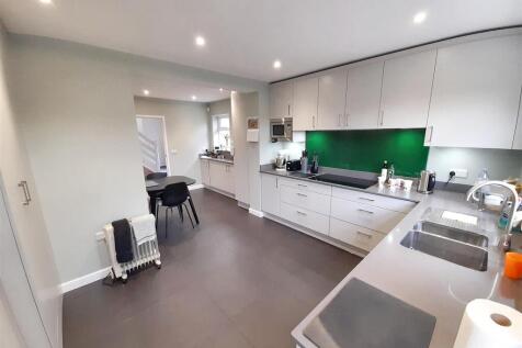 Kitchen dining room new.jpg