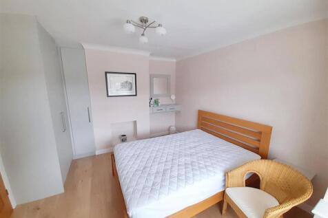 Bedroom 3a new.jpg