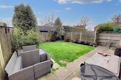 Rear garden 2 new.jpg
