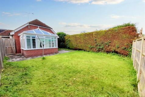 Rear garden 4 new.jpg