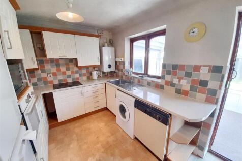 Kitchen new.jpg