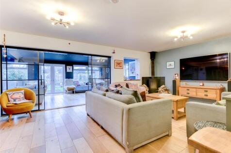 Living room.jpg