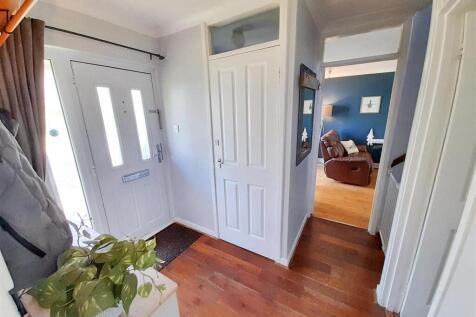 Entrance hall new.jpg