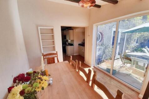Dining room new.jpg