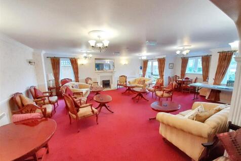 Residents lounge new.jpg