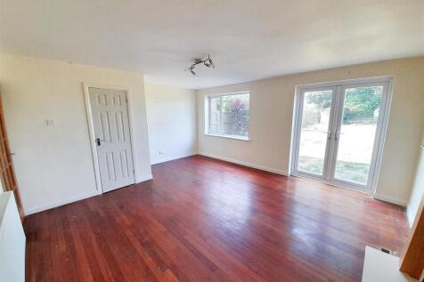 Living dining room new.jpg