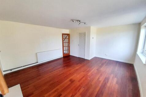 Living dining room 1 new.jpg