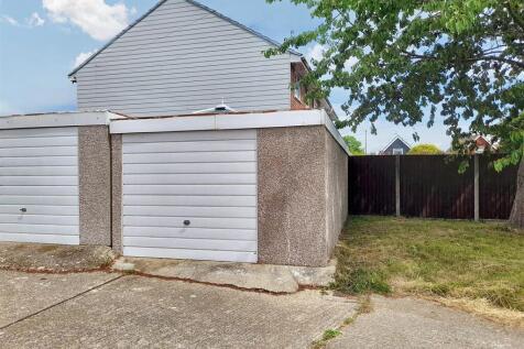 Garage new.jpg