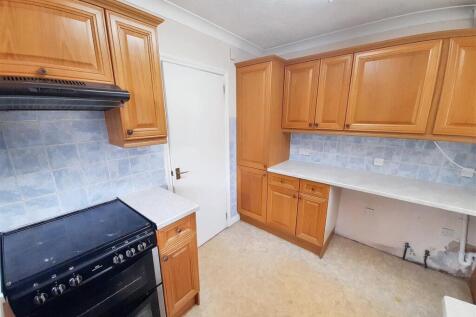 Kitchen 1 new.jpg