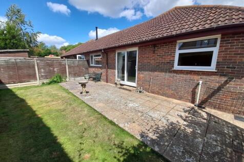 Rear garden 4.jpg