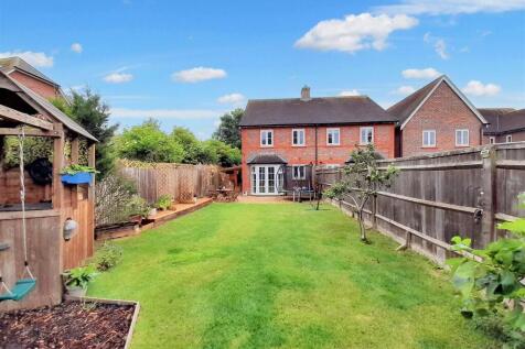 Rear garden 5 new.jpg