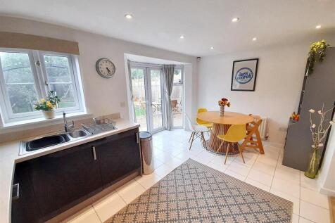 Kitchen dining room 1 new.jpg