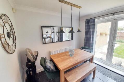 Dining area new.jpg