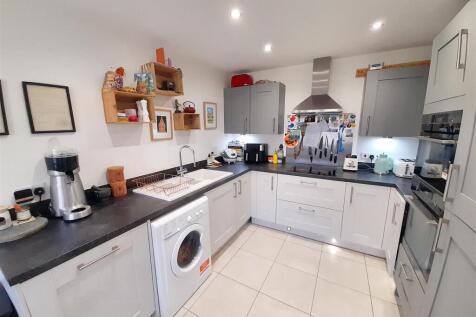 Kitchen dining room 3 new.jpg