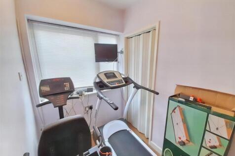 Gym / storage