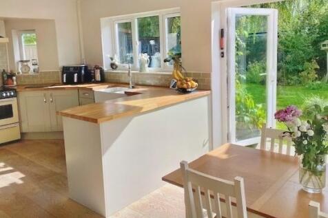 Kitchen dining room 4 new.jpg