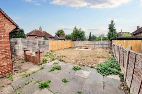 Rear garden new.jpg