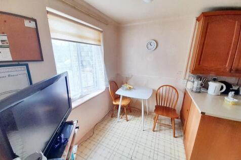 Dining area new.jpg