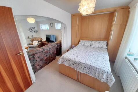 Bedroom 2 new.jpg
