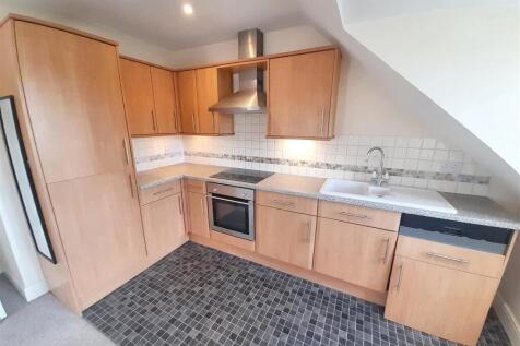 Kitchen area new.jpg