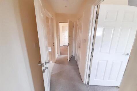 Hallway new.jpg