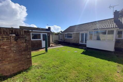 Rear garden 4.jpg