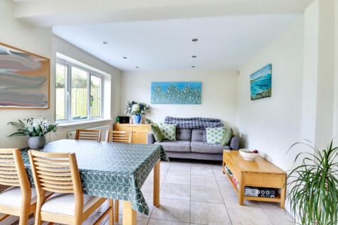 Kitchen/Diner &amp; Family Room