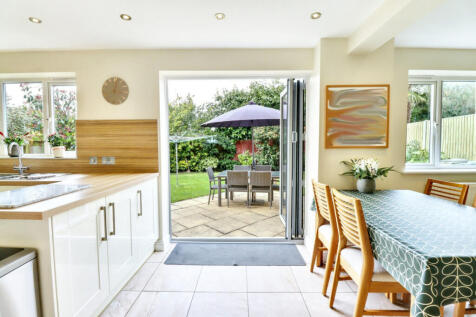 Kitchen/Diner &amp; Family Room