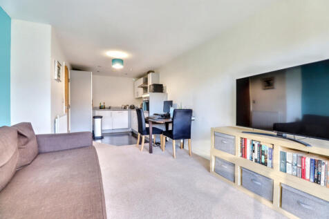 Lounge/Kitchen