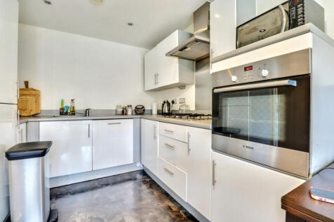 Lounge/Kitchen