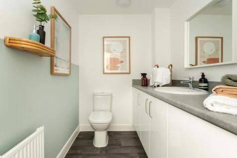 Handy downstairs cloakroom/ utility