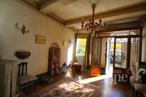 Villa Cevoli Interni