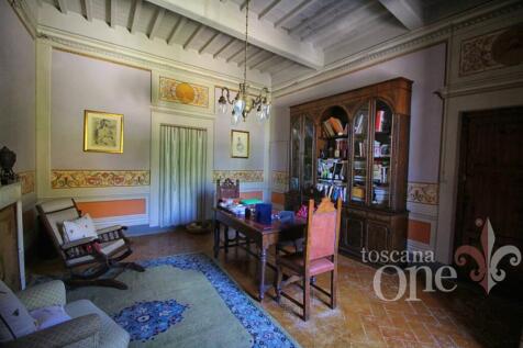 Villa Cevoli Interni