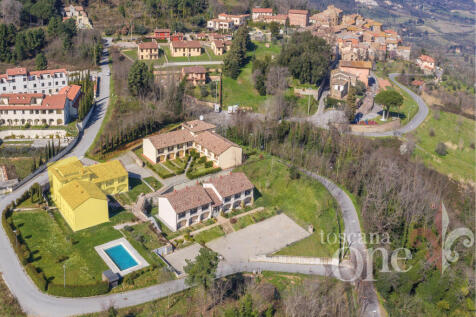 Il fienile drone.jpg