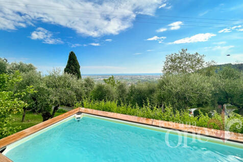 VILLA TOSCA-1.jpg