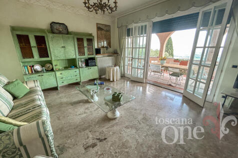 VILLA TOSCA-25.jpg