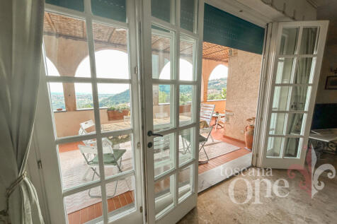 VILLA TOSCA-27.jpg