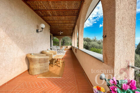 VILLA TOSCA-9.jpg